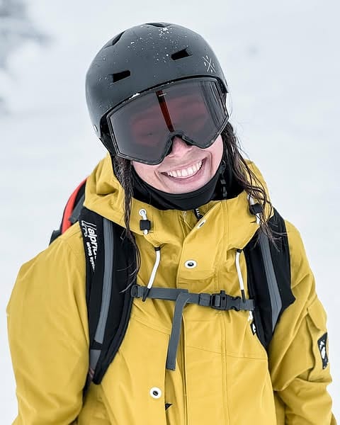 Customer @skvikskvik in Adept W スノーボードジャケット レディース Yellow