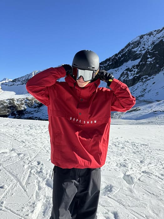Kund @vladkhadarin i Legacy Snowboardjacka Herr Deep Red