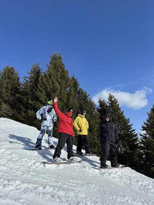 Kunde @ellenannalisa in Iconic Snowboardhose Herren Nightmare Blue