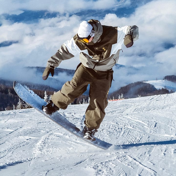 Customer @fojtikpetr19 in JT Spartan Ski Jacket Men Olive Green/Whitish/Greenish