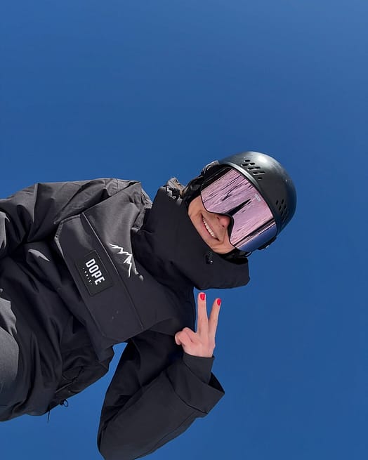 Client @lauranails____ dans Blizzard W Veste de Ski Femme Black