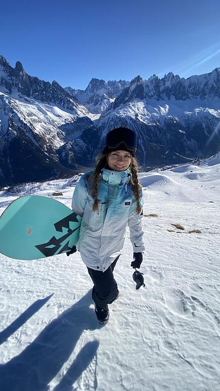 Client @katrine_isakova dans Adept W Veste de Ski Femme Surf