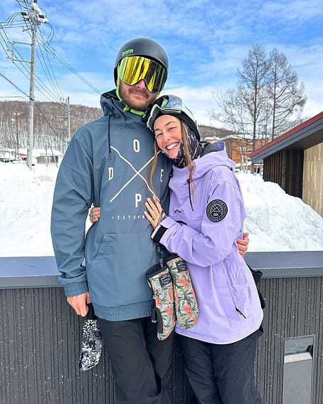 Customer @breepy in Blizzard W Snowboard Jacket Women Faded Violet Renewed