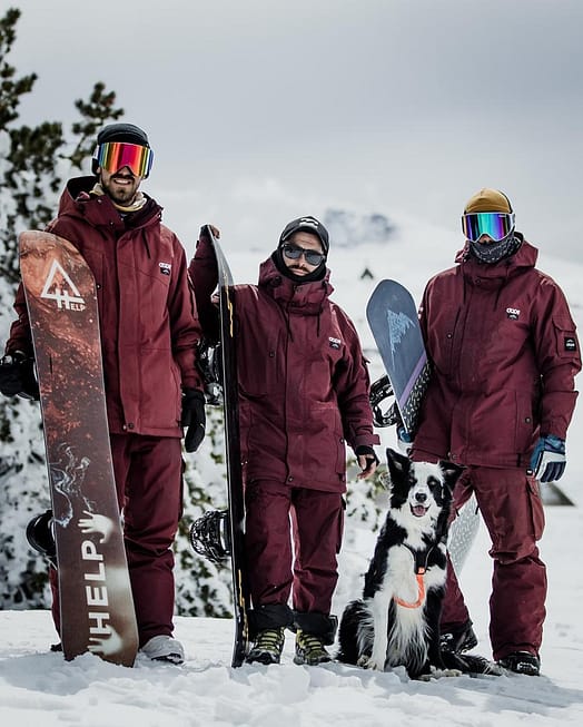 Customer @sierranevadaexperience in Iconic Snowboard Pants Men Don Burgundy
