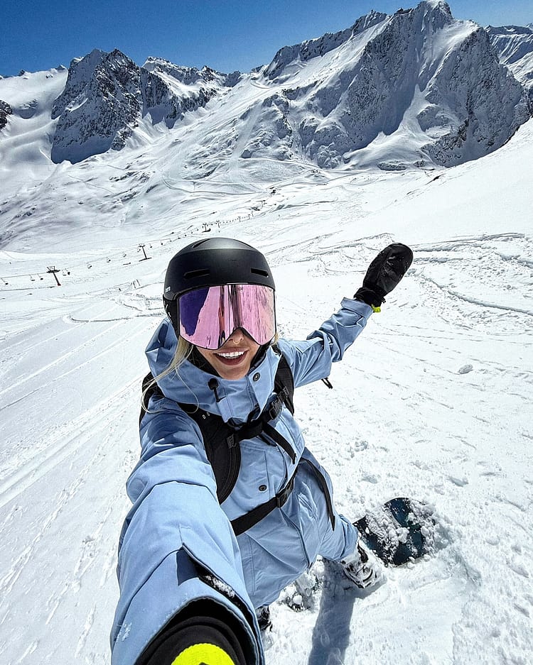Customer @xagnr in Adept W Snowboardjacke Damen Light Blue Renewed