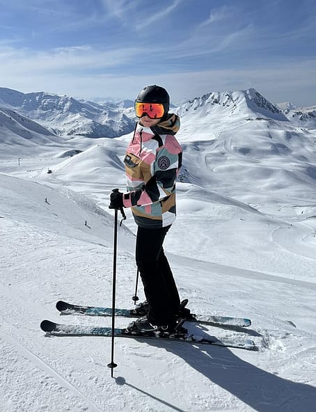 Customer @undefined in Blizzard W Snowboard Jacket Women Shards Gold Muted Pink