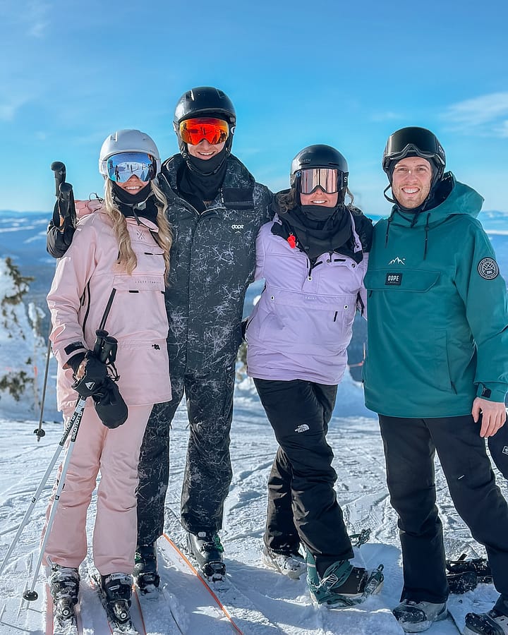 Zákazník @livwestlake v Con W Kalhoty na Snowboard Dámské Soft Pink