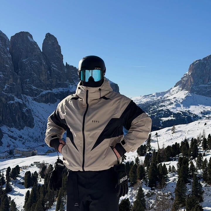 Klant @alessandro.valerio7 in Spartan Snowboard jas Heren Spike Sand/Black