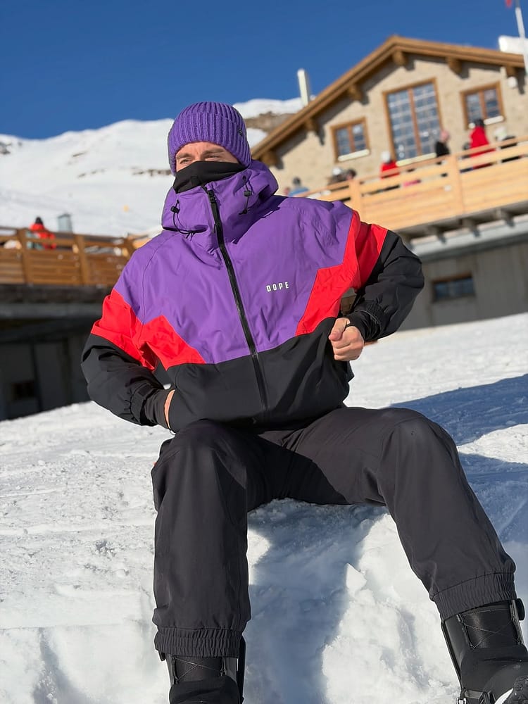 Kunden @marcel_mais i Dope Spartan Snowboard Jacket Vivid Purple/Red/Black