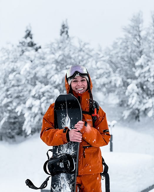 Customer @skvikskvik in Vertex W Snowboard Jacket Women Burned Orange