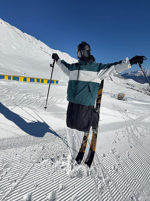 Kund @confettyboy i Spartan Snowboardjacka Herr Stripe Bottle Green/Light Grey Renewed