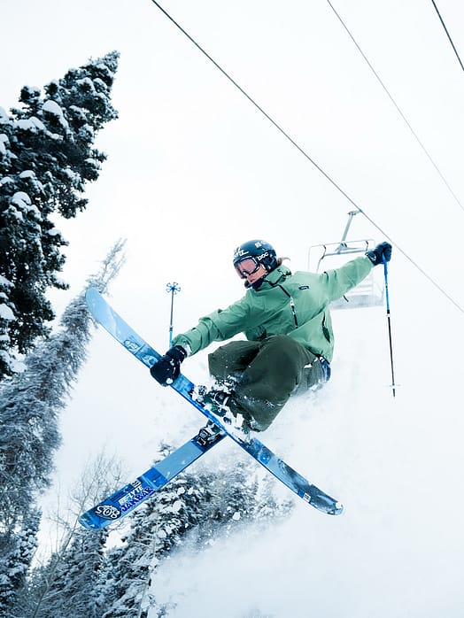 Customer @freeskiermagazine in Big Snowboard Pants Men Olive Green