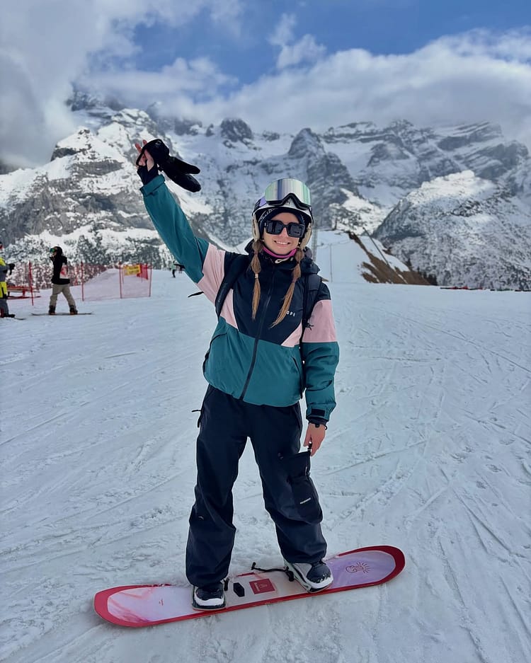 Rider @dagafox v Dope Spartan W Ski Jacket Black/Soft Pink/Bottle Green