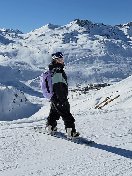 Kunde @melinamerkhoffer i Dope Spartan W Snowboard Jacket Black/Faded Green