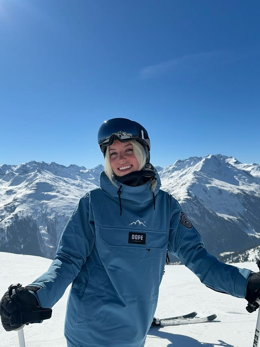 Kunde @_janinasl_ in Blizzard W Snowboardjacke Damen Blue Steel