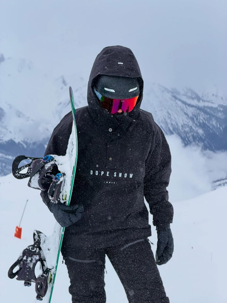 Nuestro colega @marysiowo luciendo el Dope Legacy W Snowboard Jacket Black