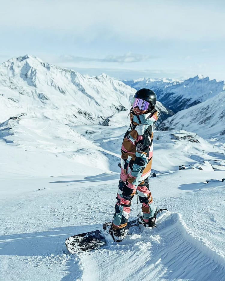 Customer @skvikskvik in Blizzard W Snowboardjacke Damen Shards Gold Muted Pink