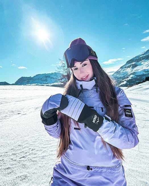 Customer @viktoria.chapailo in Ace 2021 Snow Mittens Faded Violet
