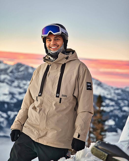 Customer @maarrloon in Mojo Ski Jacket Men Sand