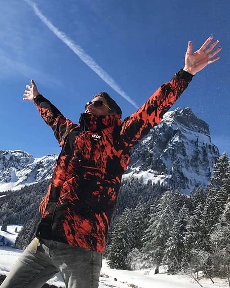 Klient @c_t_rich w Adept 2021 Kurtka Snowboardowa Mężczyźni Paint Orange