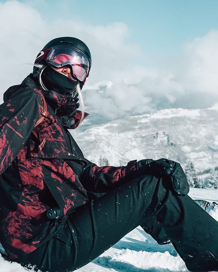 Cliente @h_gilly_ en Legacy W 21 Chaqueta Snowboard Mujer Paint Burgundy
