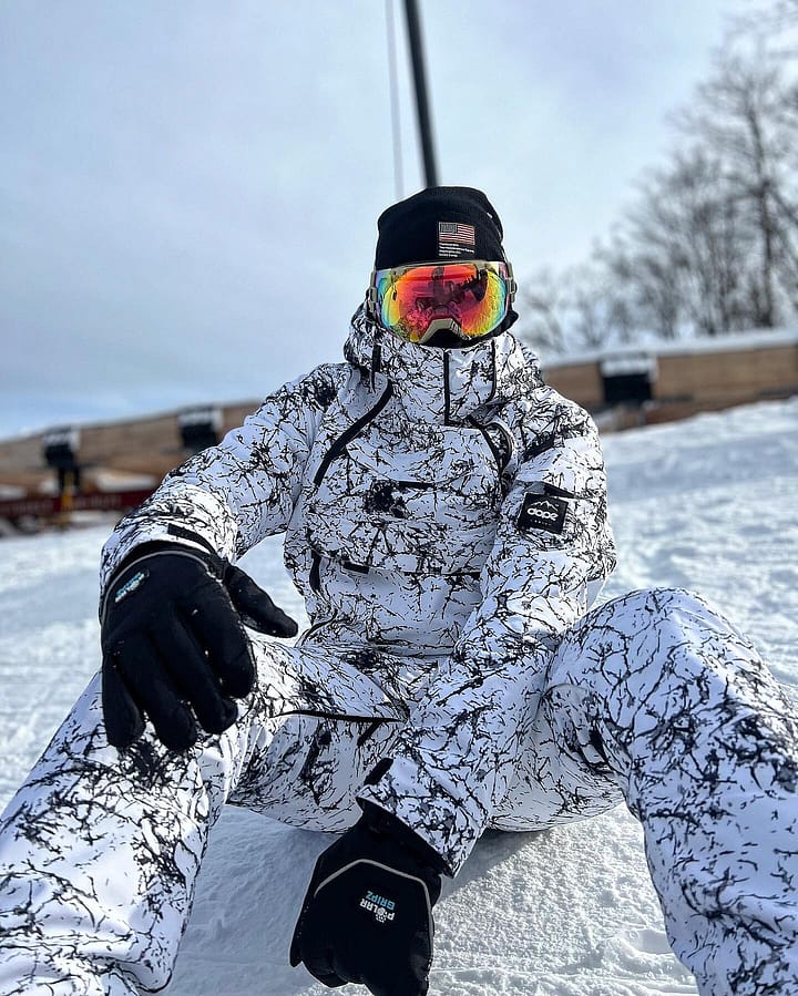 Zákazník @drake.mondrianh v Akin 21 Bunda na Snowboard Pánské Rock