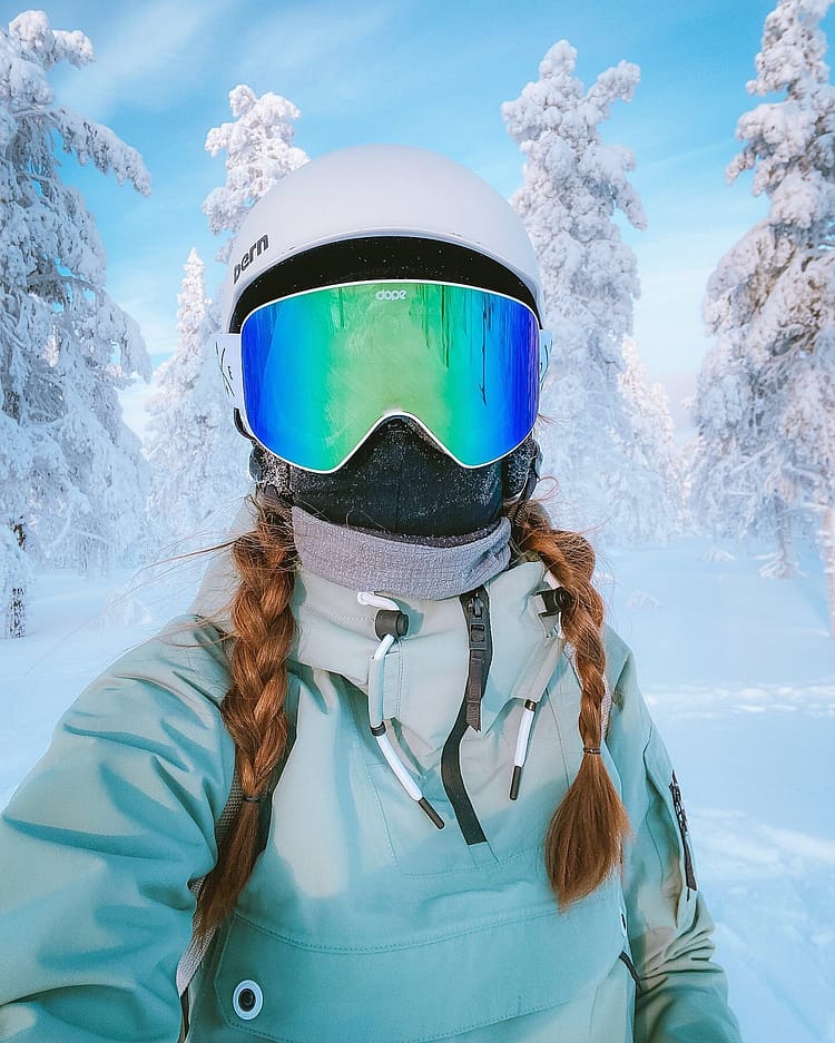 Cliente @jannicaalmen en Annok W 21 Chaqueta Snowboard Mujer Faded Green