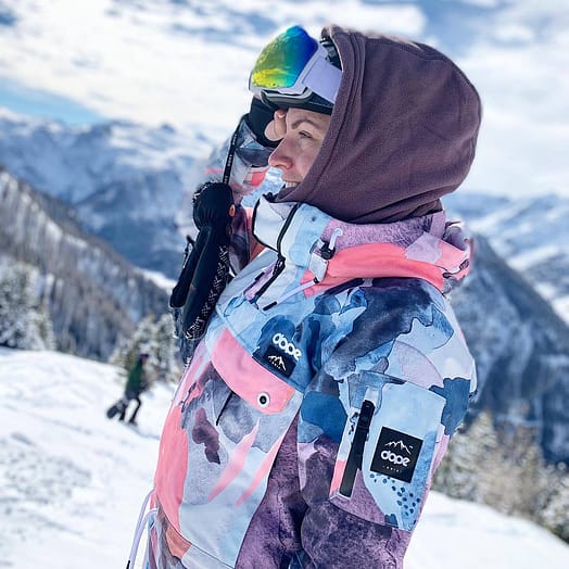 Cliente @lucie_motakova en Annok W 2021 Chaqueta Snowboard Mujer Ink Renewed
