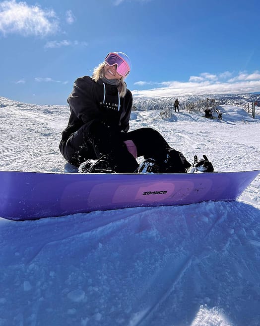 Klient @moniquedettorre w Yeti W 2021 Kurtka Narciarska Kobiety Range Black