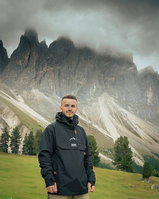 Cliente @dorjan.frrokaj en Blizzard Light Chaqueta de Outdoor Hombre Black