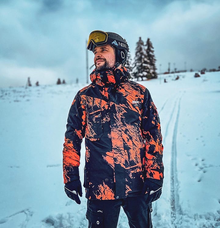 Cliente @edu4gym_ambition en Adept 21 Chaqueta Snowboard Hombre Paint Orange
