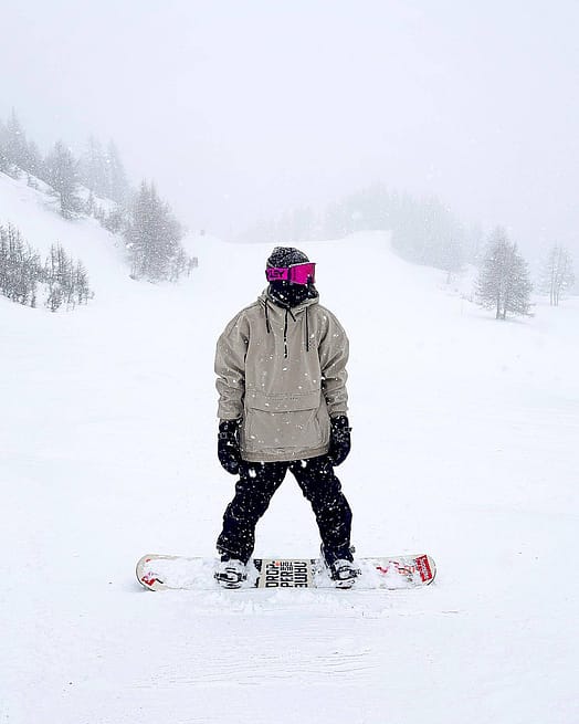 Customer @henryrodriguez.i.j in Cyclone 22 Snowboard Jacket Men Walnut