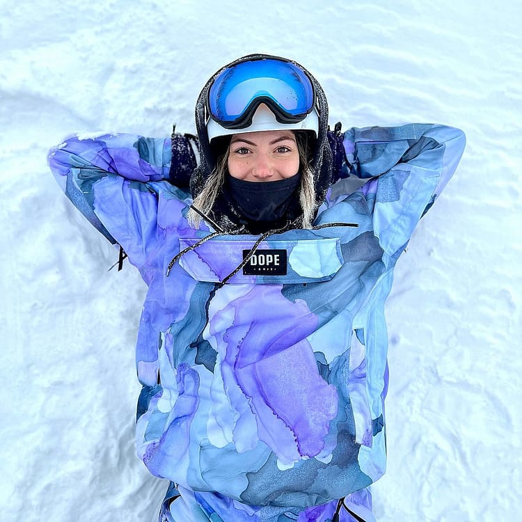Customer @hikeandbike__ in Blizzard W Lumilautailutakki Naiset Blot Violet