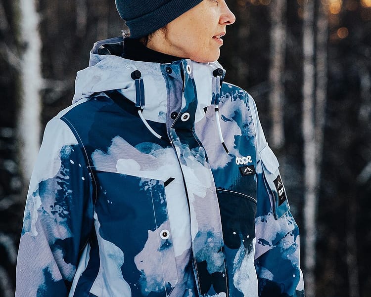 Customer @osipova_kristine in Adept W Snowboard Jacket Women Cumulus
