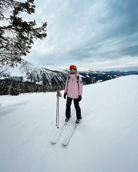 Client @agusia92_ dans Annok W Veste Snowboard Femme Soft Pink