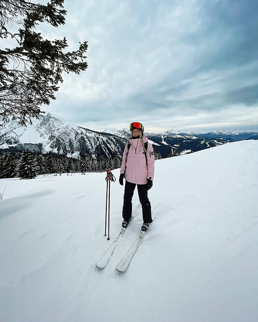 Client @agusia92_ dans Annok W Veste Snowboard Femme Soft Pink