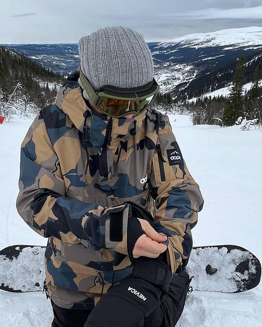 Kunde @eleonora.kupczyk in Annok Snowboardjacke Herren Walnut Camo Renewed