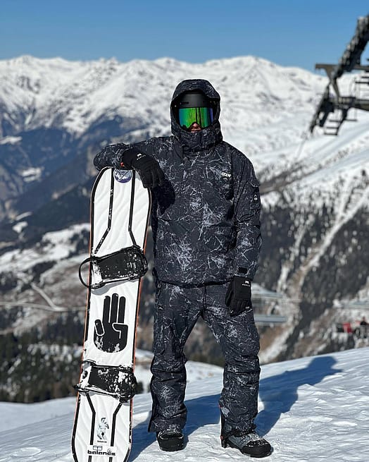 Kund @robinmc97 i Adept Snowboardjacka Herr Rock Black