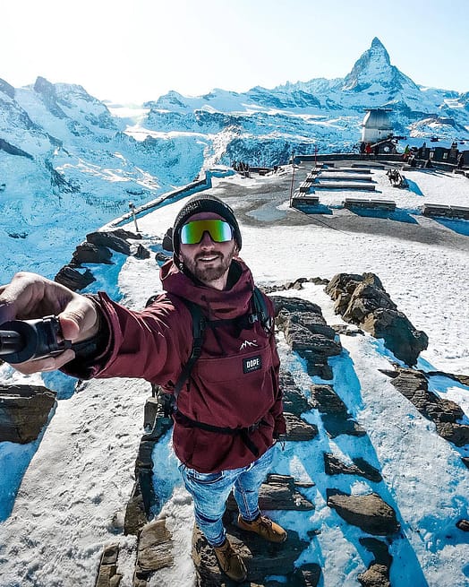 Customer @_iamlukaszajic in Blizzard 2021 Ski Jacket Men Burgundy