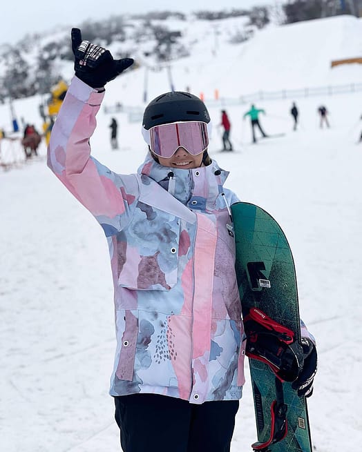 Kunde @thesolotourer in Adept W Snowboardjacke Damen Washed Ink Renewed