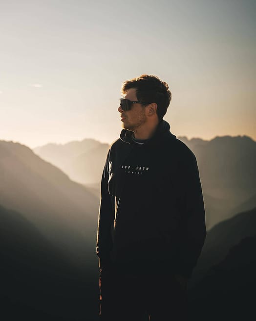 Kunde @mattevansfilm in Common 22 Hoodie Herren Range Black