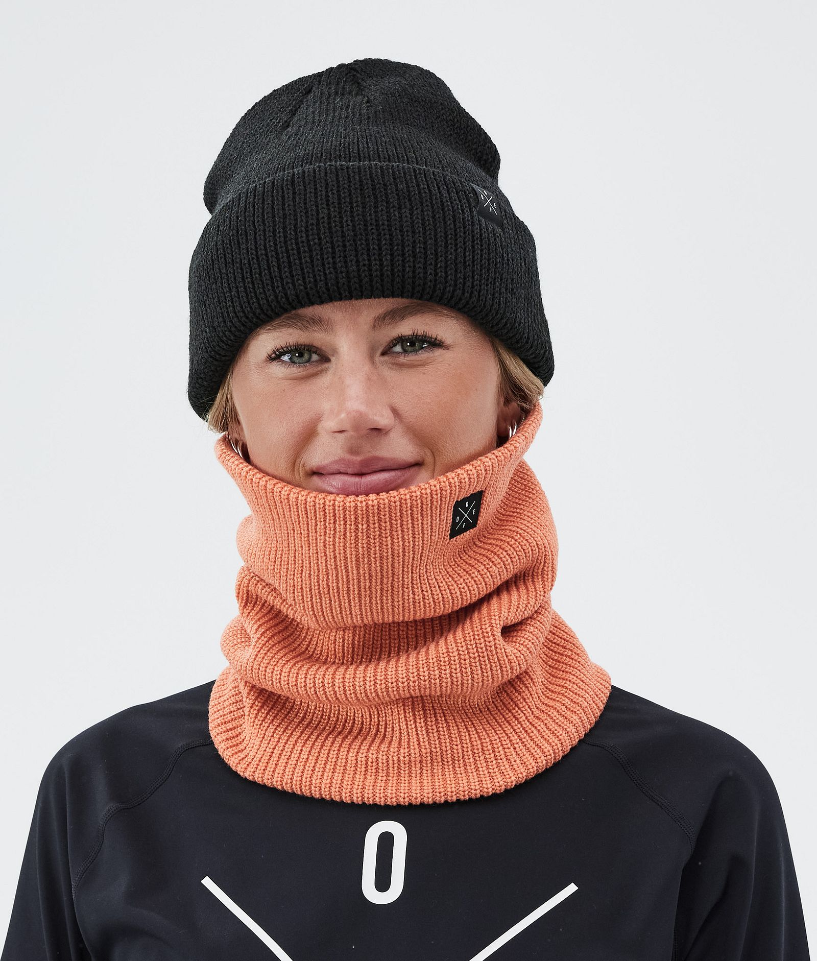 2X-UP Knitted 2022 Facemask Peach, Image 3 of 3