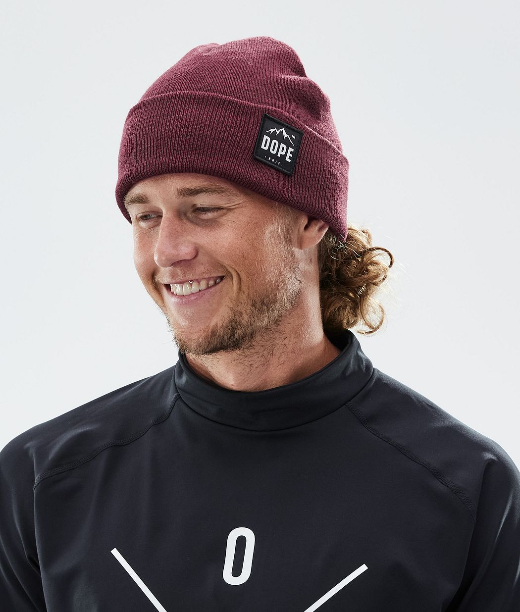 Paradise 2022 Beanie Burgundy
