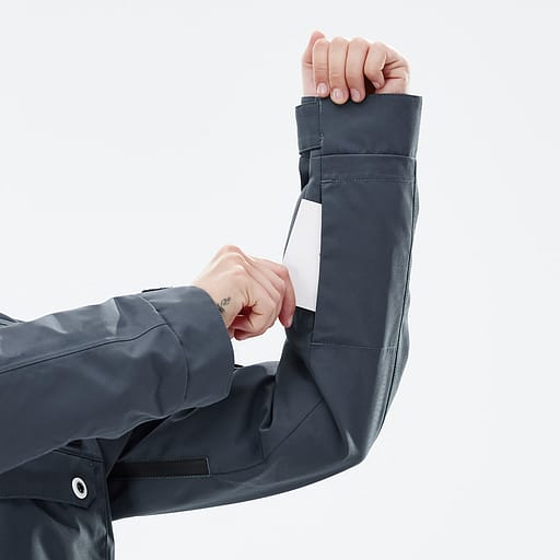Lift Pass Pocket Main Product Details Image,