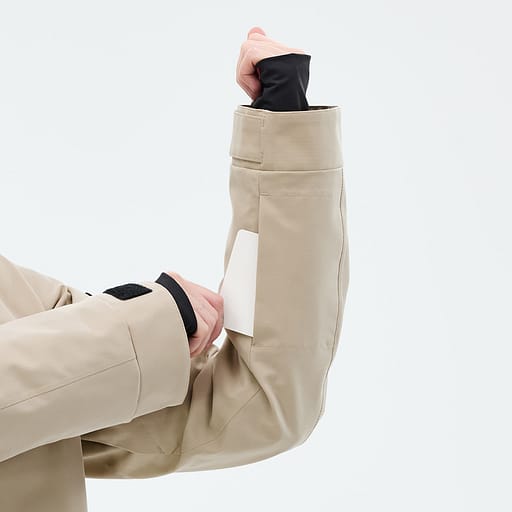 Lift Pass Pocket Main Product Details Image,