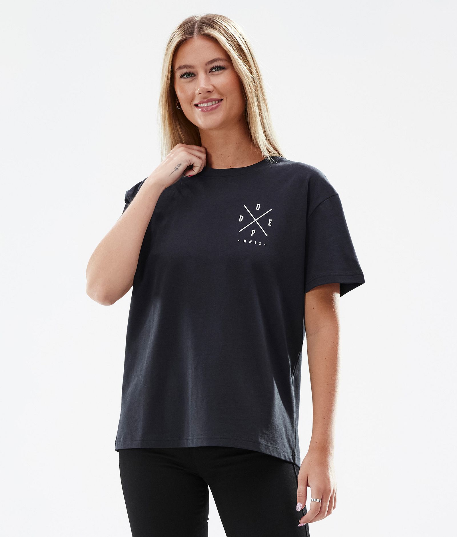 Standard W 2022 T-shirt Dam 2X-Up Black