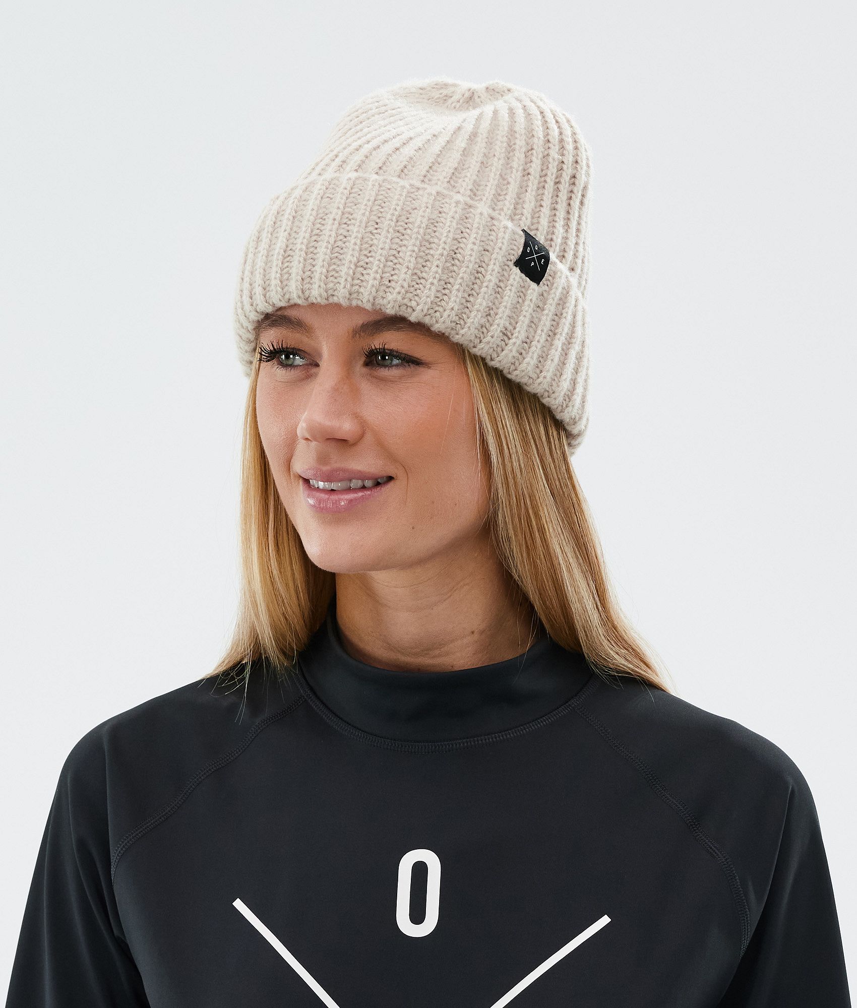 Ski beanies womens 2025