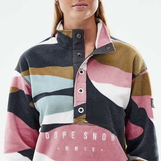 Half-Button Collar Main Product Details Image,
