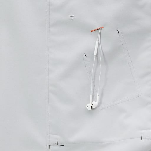 Lift Pass Pocket Main Product Details Image,