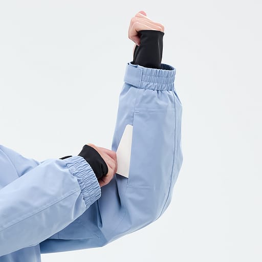 Lift Pass Pocket Main Product Details Image,